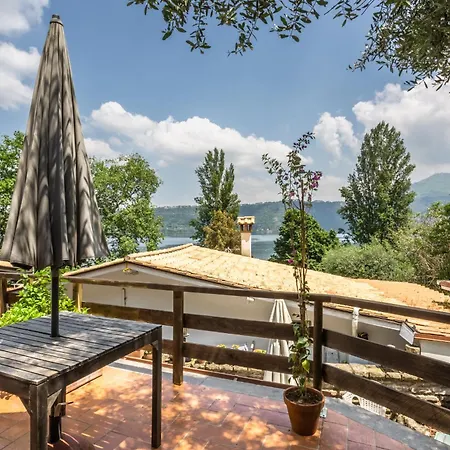 Lakeside Haven *